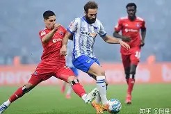 开云体育app-汉堡队新赛季取得开门红，球迷欣喜不已()