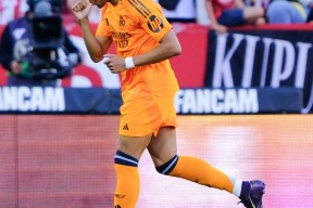 开云体育入口-皇家马德里新晋射手连续场比赛进球()