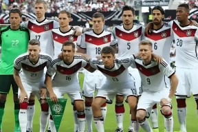 开云官方在线-斯洛伐克队在欧洲联赛中遭遇不利，需调整策略()