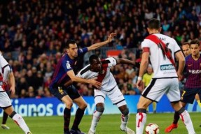 kaiyun app-马德里德比再现激烈场面球迷尖叫声不断()