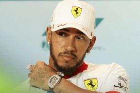 开云手机登录界面-罗马之狼愈发疯狂，诺拉盖尔感晕厥(罗马女士热烈版)