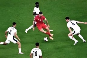 kaiyun sports-塞维利亚球员连续破门,带领球队取得连胜胜负