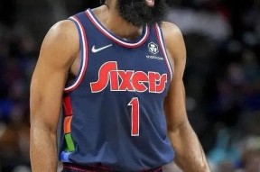 爵士豪取四连胜，凯尔特人逆转老鹰()