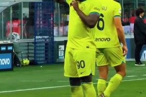 开云手机登录界面-卢卡库梅开二度，国米击败巴黎()